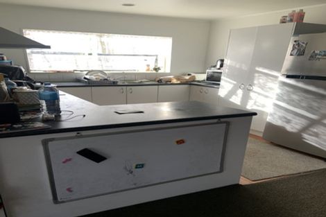 Photo of property in 4 Volta Place, Clendon Park, Auckland, 2103