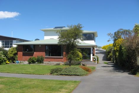 Photo of property in 29 Barnes Road, Redwood, Christchurch, 8051