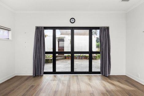 Photo of property in 35 Hospital Terrace, Hospital Hill, Napier, 4110