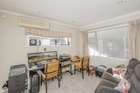 Photo of property in 12a Stuart Street, Levin, 5510