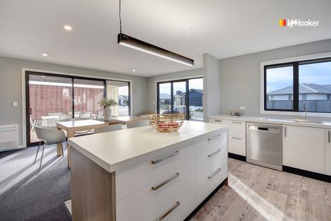 Photo of property in 5 Kinloch Place, Mosgiel, 9024