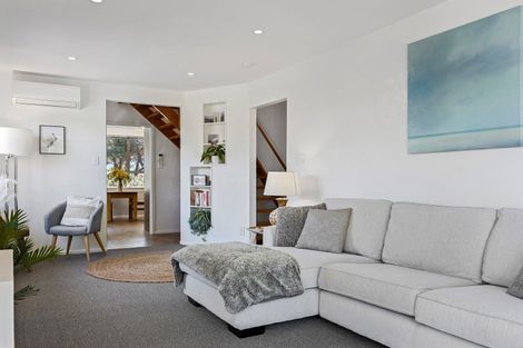 Photo of property in 209 Queenspark Drive, Parklands, Christchurch, 8083