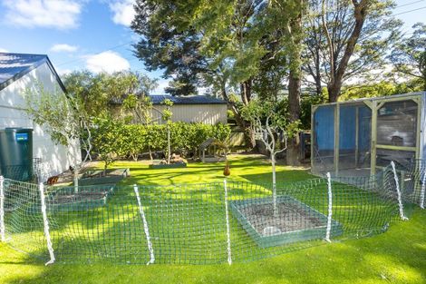 Photo of property in 81 Gemstone Drive, Birchville, Upper Hutt, 5018