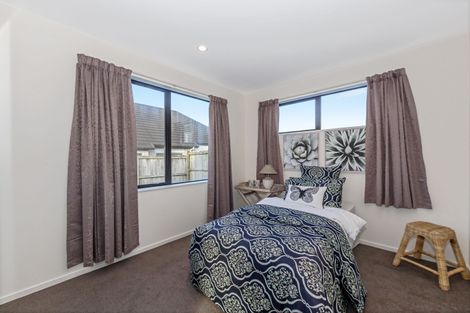 Photo of property in 21 Botanical Drive, Silverdale, 0932