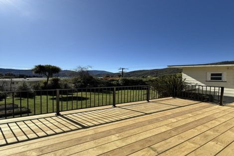 Photo of property in 27 Main Road, Havelock, 7100