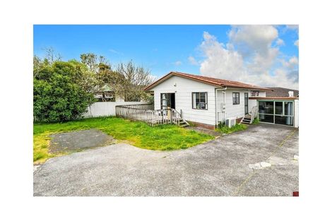 Photo of property in 1/24 Burundi Avenue, Clendon Park, Auckland, 2103