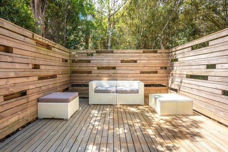 Photo of property in 12 Makora Avenue, Oneroa, Waiheke Island, 1081