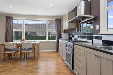 Photo of property in 13 Johns Road, Rangiora, 7400