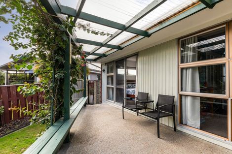 Photo of property in 110 Avondale Road, Taradale, Napier, 4112