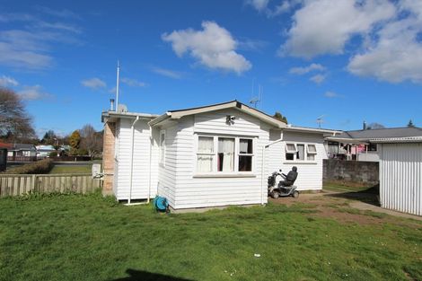 Photo of property in 12 Baird Road, Tokoroa, 3420