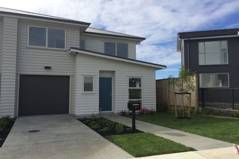Photo of property in 7 Forbes Mccammon Drive, Swanson, Auckland, 0614