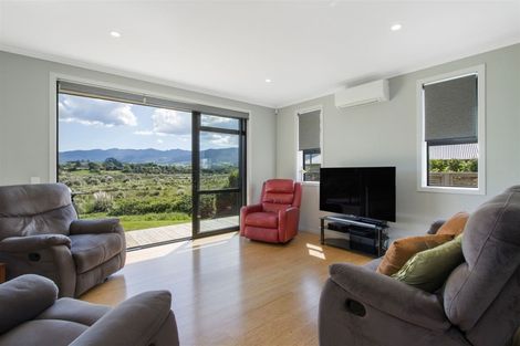 Photo of property in 13 Riverside Place, Katikati, 3129