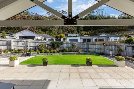 Photo of property in 64 Banks Boulevard, Whitby, Porirua, 5024