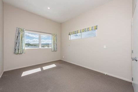 Photo of property in 36h Erlestoke Crescent, Churton Park, Wellington, 6037