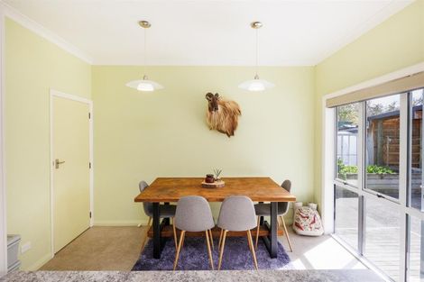 Photo of property in 10 William Street, Marton, 4710