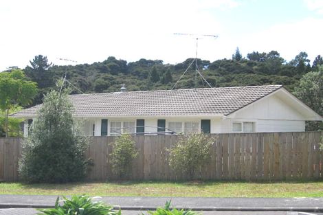 Photo of property in 50 Spinella Drive, Bayview, Auckland, 0629