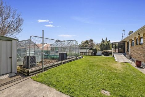 Photo of property in 5 Whakapaki Street, Urenui, 4375