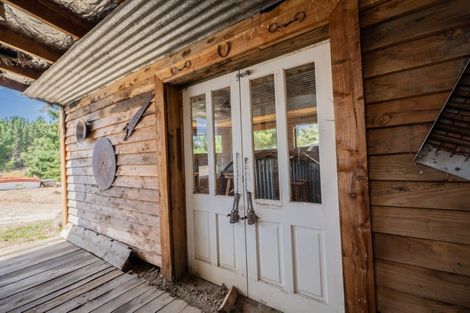 Photo of property in 299 Springvale Road, Springvale, Alexandra, 9391