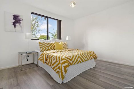 Photo of property in 1/194 Te Irirangi Drive, Flat Bush, Auckland, 2023