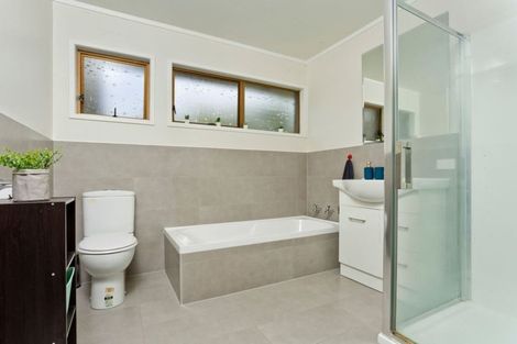 Photo of property in 1/131a Manuka Road, Bayview, Auckland, 0629