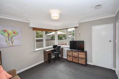 Photo of property in 39 Waldron Crescent, Green Island, Dunedin, 9018