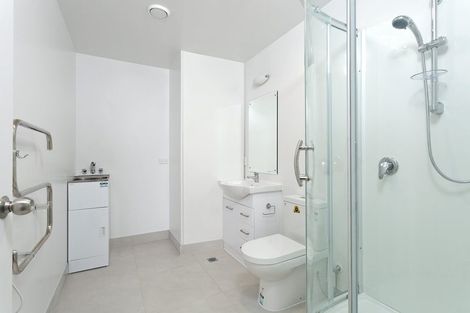 Photo of property in 8/26 Railway Street West, Papakura, 2110