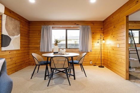 Photo of property in 1 Beadle Place, St Andrews, Hamilton, 3200