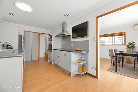 Photo of property in 1/24 Casuarina Road, Half Moon Bay, Auckland, 2012