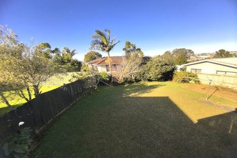 Photo of property in 21 Rosewarne Crescent, Glendene, Auckland, 0602