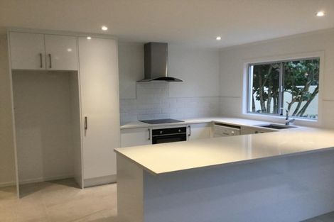 Photo of property in 1/43 Masterton Road, Rothesay Bay, Auckland, 0630