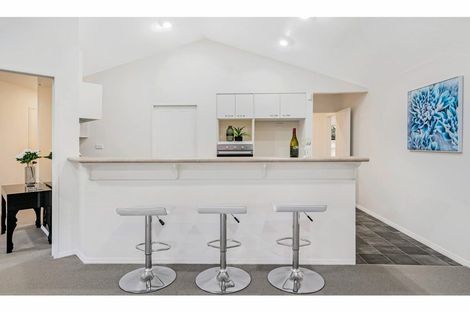 Photo of property in 208b Glengarry Road, Glen Eden, Auckland, 0602