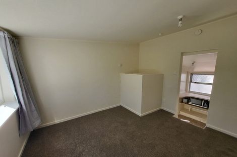 Photo of property in 23 Milton Street, Berhampore, Wellington, 6023