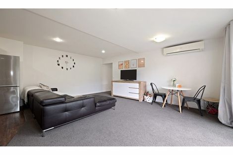 Photo of property in 1/30 Mathesons Road, Phillipstown, Christchurch, 8011