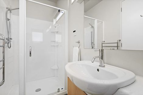 Photo of property in 394 The Esplanade, Island Bay, Wellington, 6023