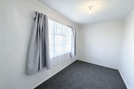 Photo of property in 60 Mckean Avenue, Manurewa, Auckland, 2102