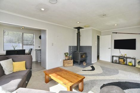 Photo of property in 13 Newnham Street, Rangiora, 7400