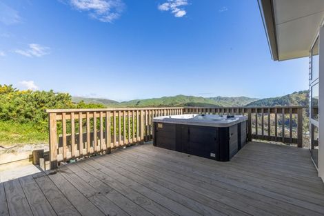 Photo of property in 6 Stunsail Lane, Whitby, Porirua, 5024