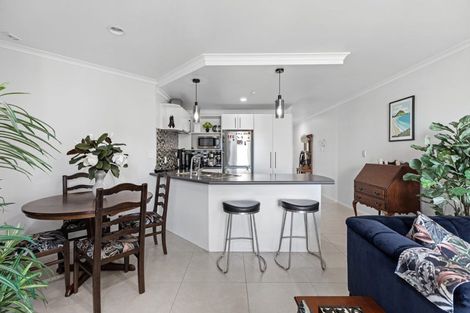Photo of property in Paramount Apartments, 17/281 Maunganui Road, Mount Maunganui, 3116