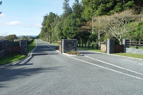 Photo of property in 11 Sarona Park Drive, Omanawa, Tauranga, 3171