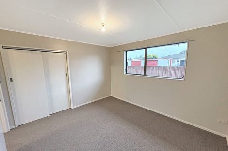 Photo of property in 2/28 Miller Street, Dannevirke, 4930
