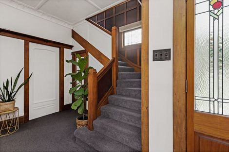 Photo of property in 21 Coleman Terrace, Bluff Hill, Napier, 4110