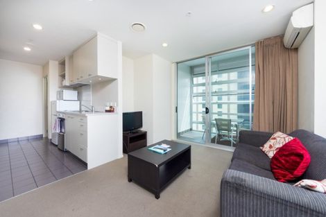 Photo of property in Proximity Apartments, 402/17 Osterley Way, Manukau, Auckland, 2104