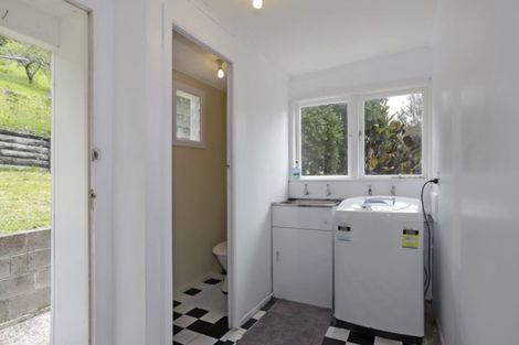 Photo of property in 21 Omokoroa Road, Omokoroa, 3114