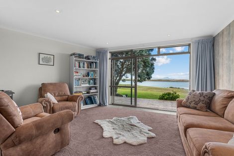 Photo of property in 585 Cove Road, Waipu, 0582