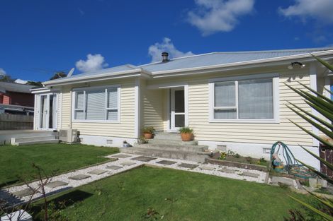 Photo of property in 34 Neumann Street, Kawakawa, 0210