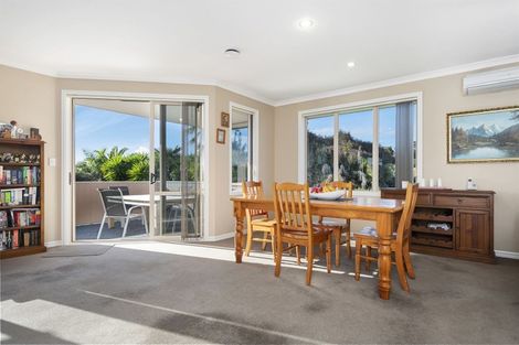 Photo of property in 98 Orange Lane, Bethlehem, Tauranga, 3110