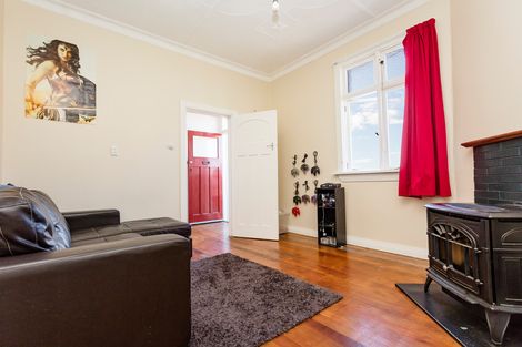 Photo of property in 37 Sutherland Street, Dunedin Central, Dunedin, 9016