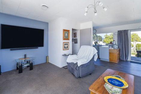 Photo of property in 21 Endeavour Close, Whitianga, 3510