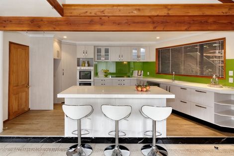 Photo of property in 201 Shaw Road, Titirangi, Auckland, 0604