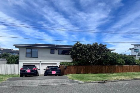 Photo of property in 114a Seaview Road, Paraparaumu Beach, Paraparaumu, 5032